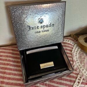 Kate Spade New York Kenzie Boxed Small Cardholder in black